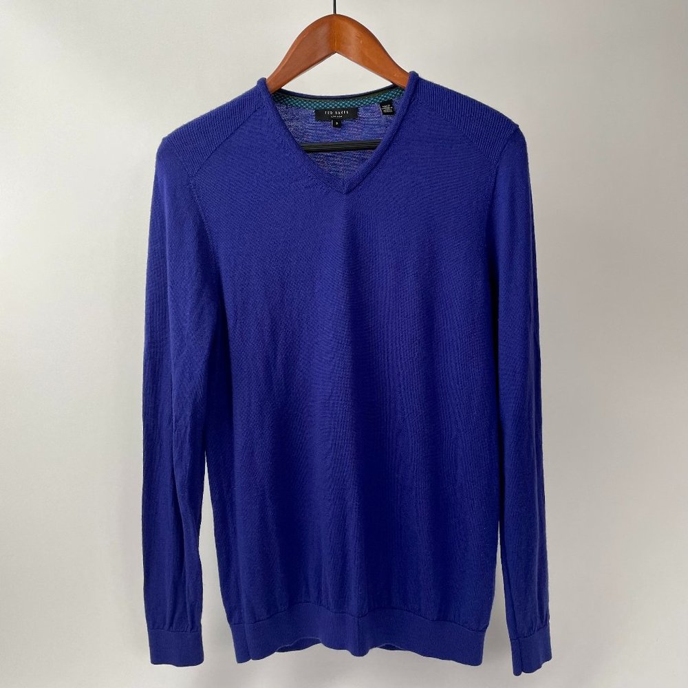 Ted Baker London Babel Merino Wool V Neck Sweater, Purple, Size 3 (Medium)